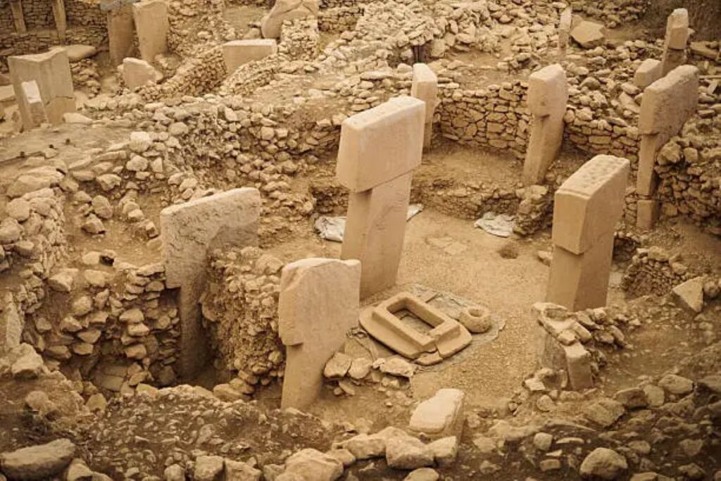 Best example of the history and neolithic time